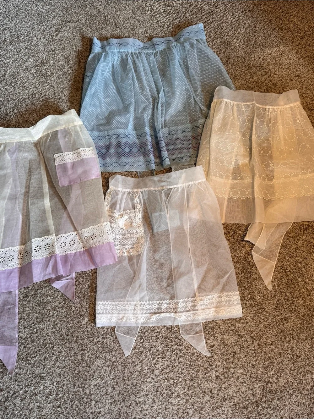 Vintage Hostess Apron Bundle (4)